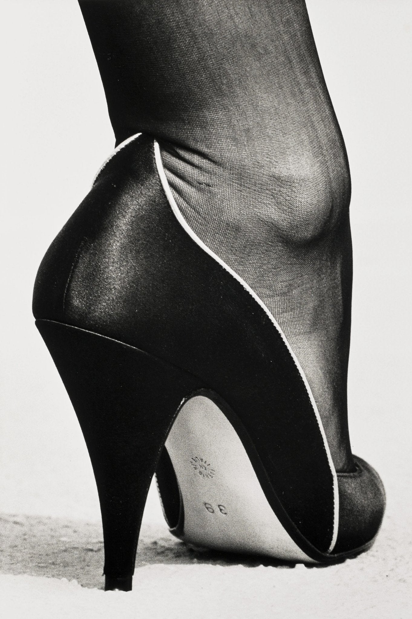 Shoe