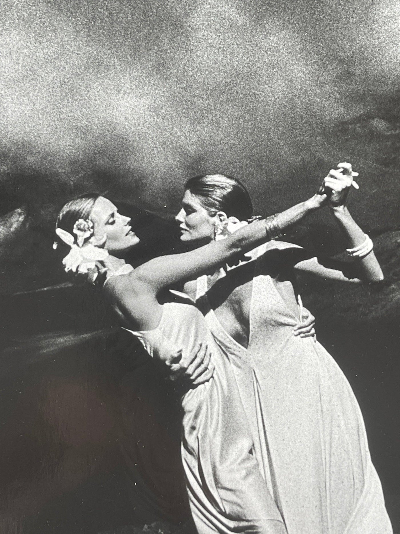 Cheryl Tiegs and Rene Russo